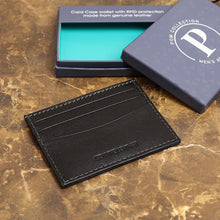 Load image into Gallery viewer, POM - Black leather card holder
