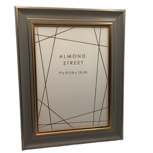 Almond Street - Woburn 7 x 5 Photo Frame