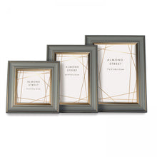 Load image into Gallery viewer, Almond Street - Woburn 7 x 5 Photo Frame
